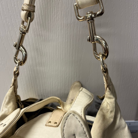 Olivia Harris Cream Shoulder Bag - Picture 10 of 12